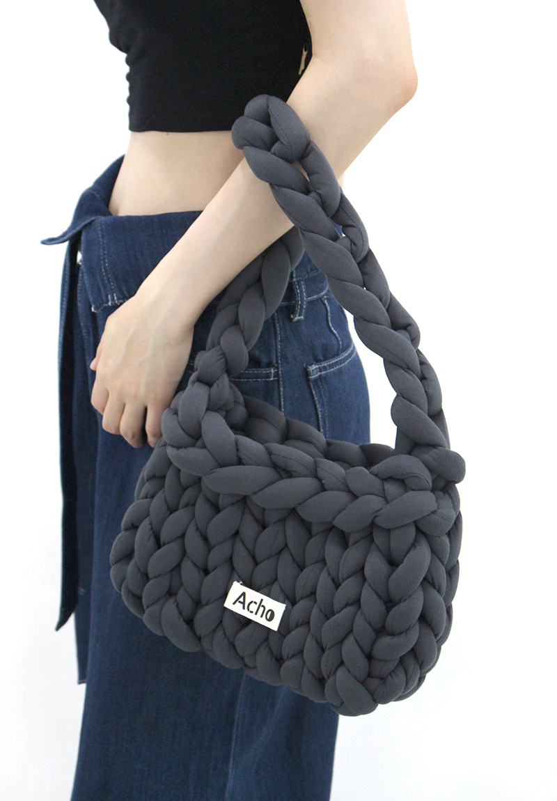 Knitted Pongpong Shoulder Bag_Deep Gray