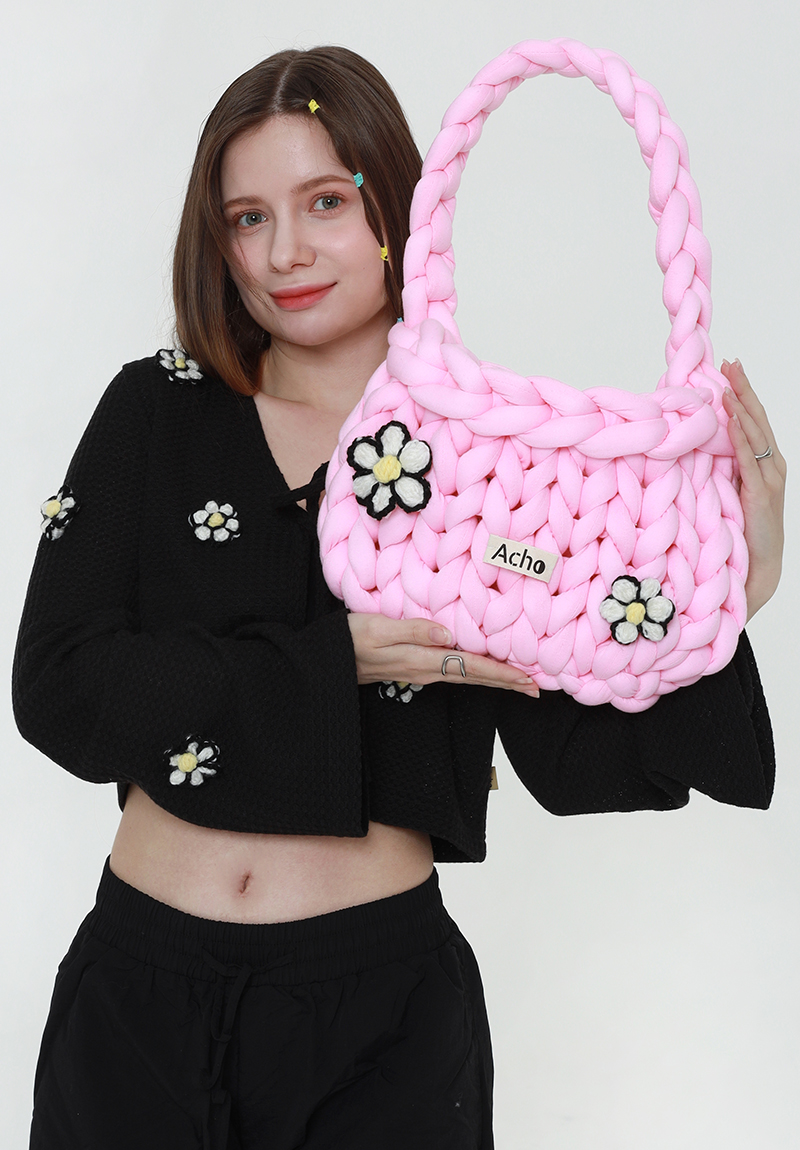 Daisy Knitted Pongpong Shoulder Bag_Pink