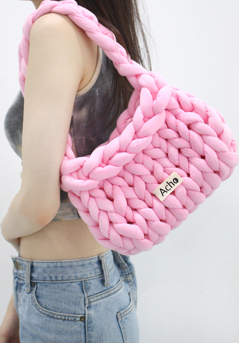 Knitted Pongpong Shoulder Bag_Pink