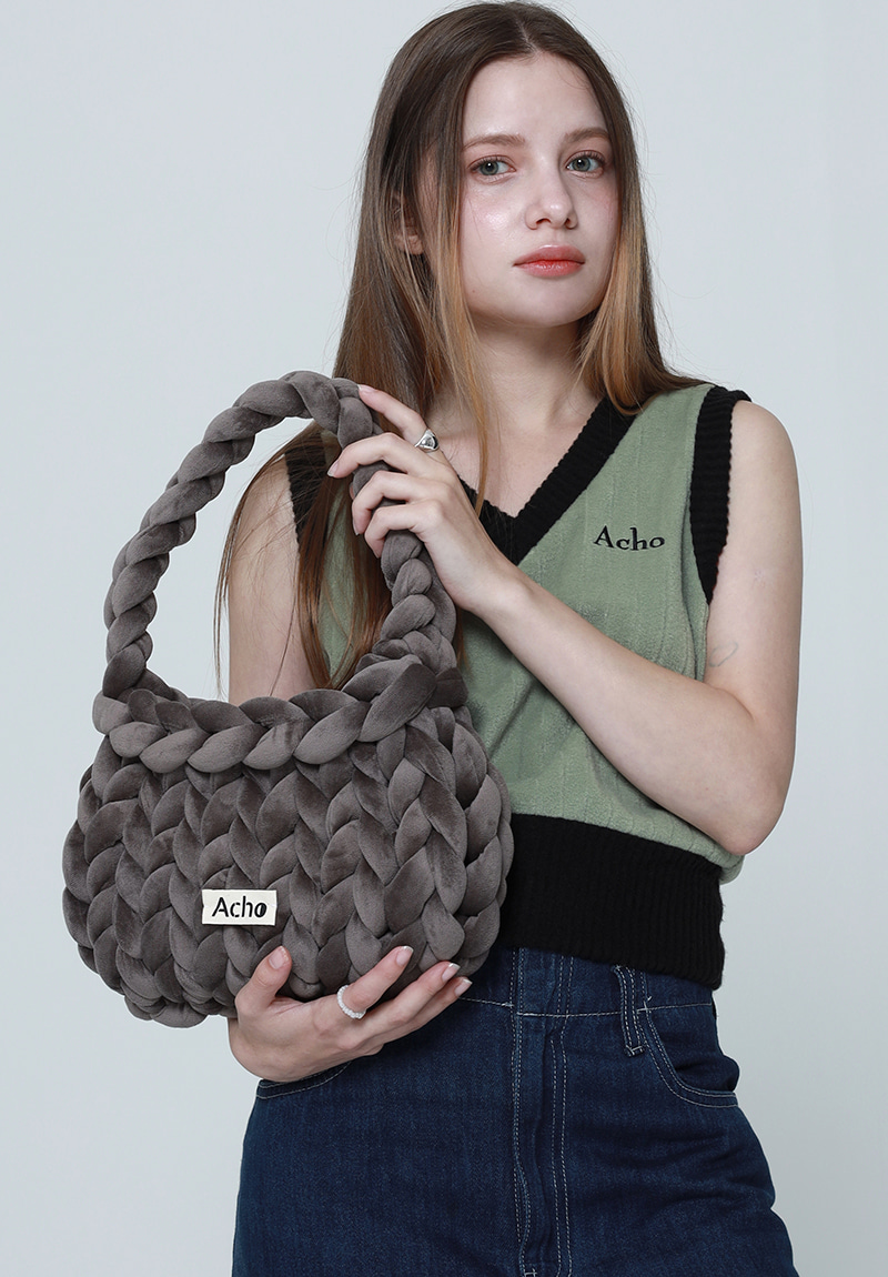 Velvet Knitted Pongpong Shoulder Bag_Deep Gray